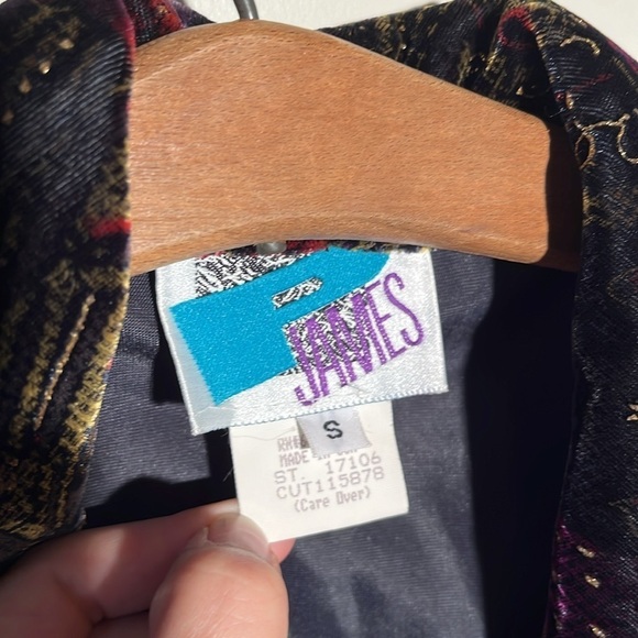 Vintage James Cropped Velour Blazer - Picture 7 of 9